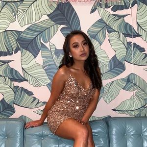 Meet your Posher, Christine